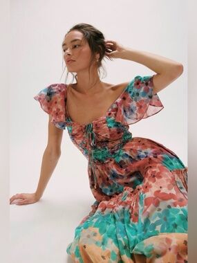 Sunshine Maxi Dress NWOT soft tropic combo